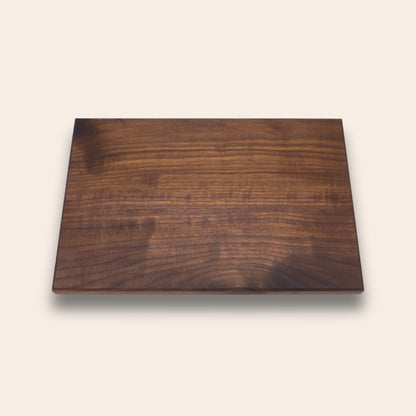 Wooden cutting board | American walnut | (50cm x 33cm)